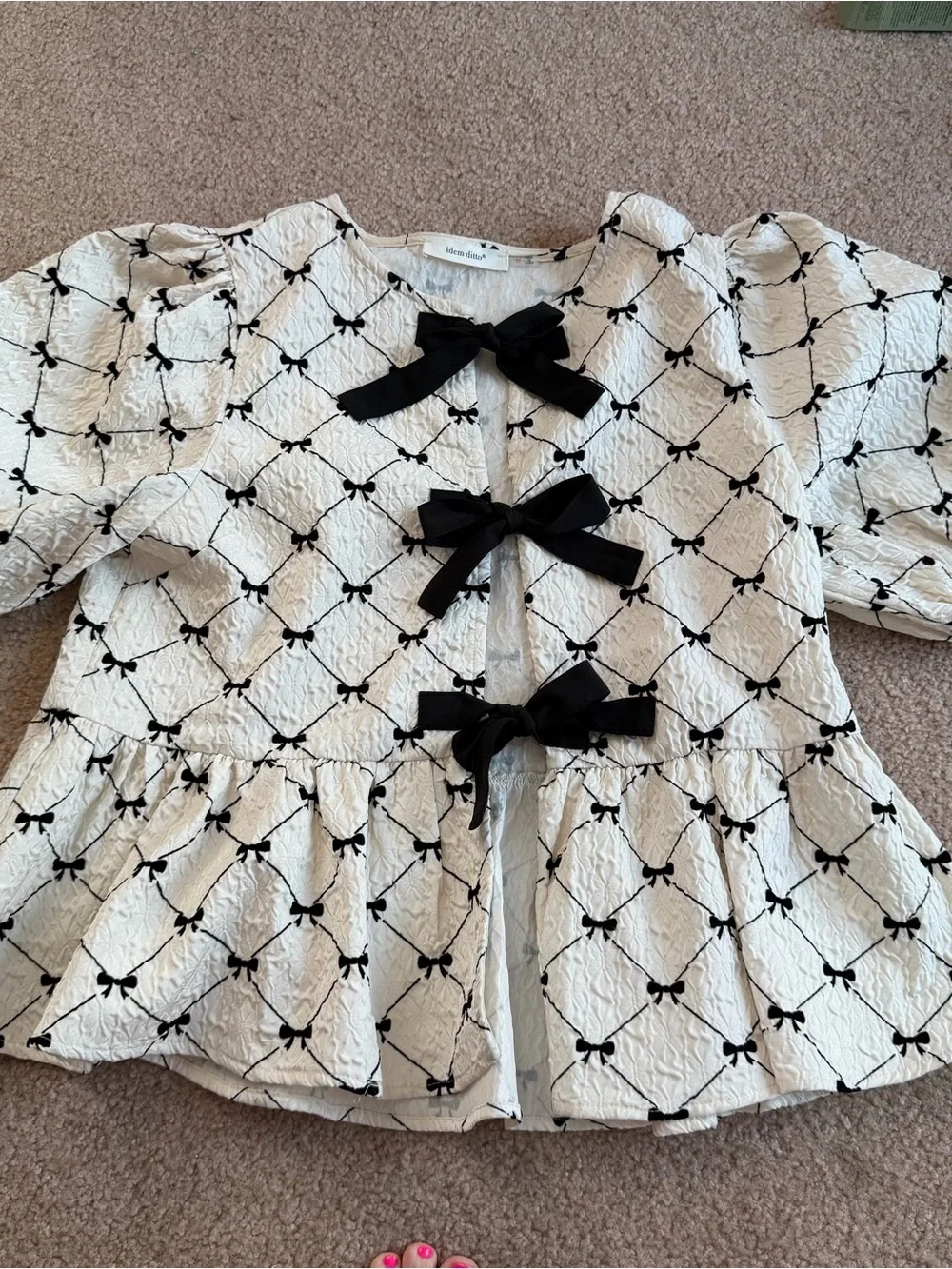 Idem ditto White Puff Sleeve Bow tie Accent Top blouse - Picture 6 of 7